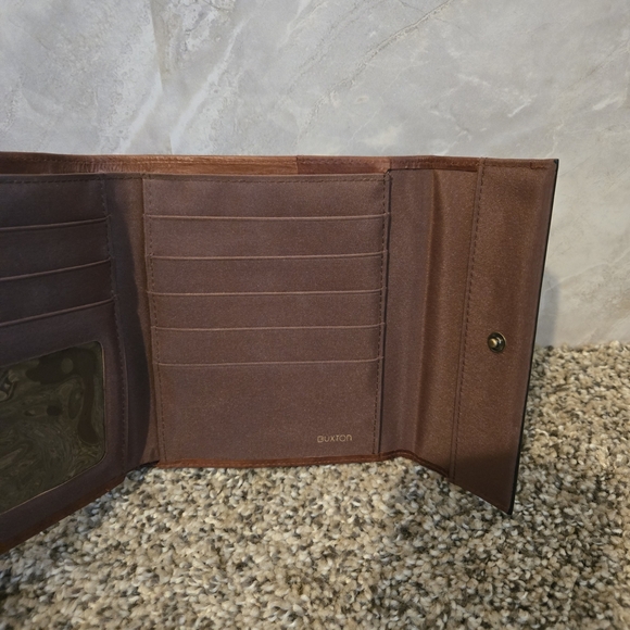 Buxton Brown Leather Clutch - Picture 7 of 9